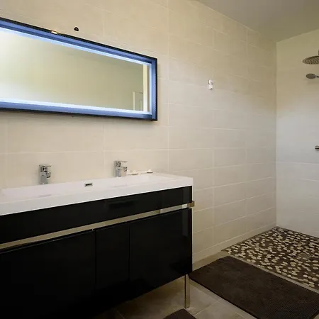 Hétvégi ház Spacieuse Maison Renovee, Nature Verdoyante Valigny