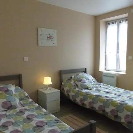 Spacieuse Maison Renovee, Nature Verdoyante - Fr-1-489-176 Valigny