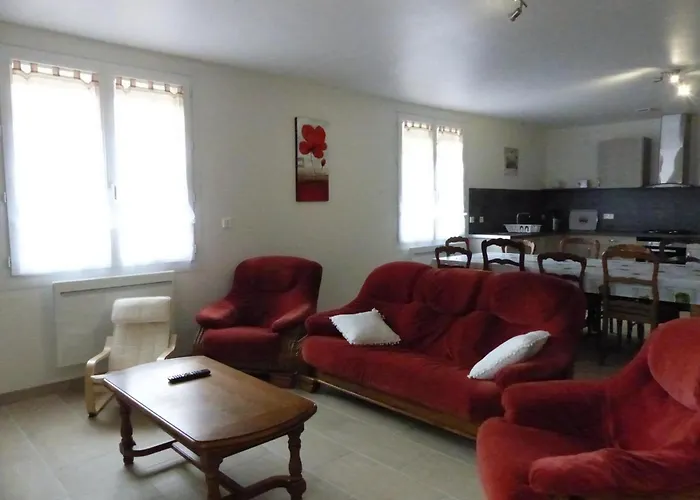 Spacieuse Maison Renovee, Nature Verdoyante - Fr-1-489-176 *